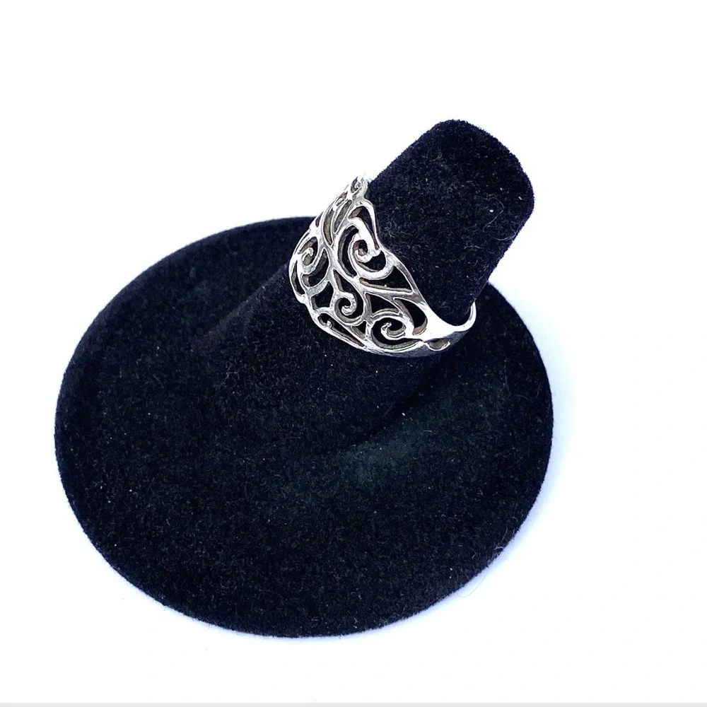 Sterling Silver Filigree Ring Size 6